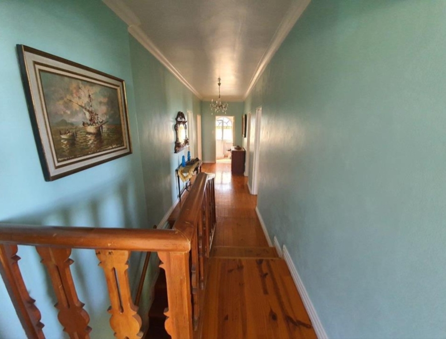 5 Bedroom Property for Sale in Old Place Western Cape